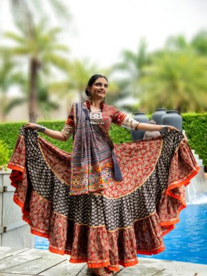 Black & Red Kutchhi work dupatta Cotton Chaniya choli